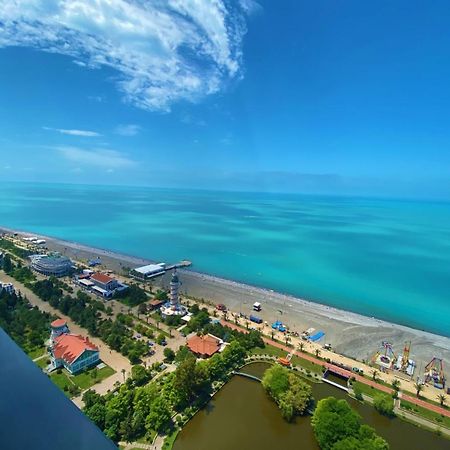 Orbi City Batumi Sea View Aparthotel Exteriör bild