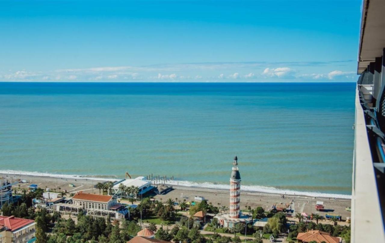 Orbi City Batumi Sea View Aparthotel Exteriör bild