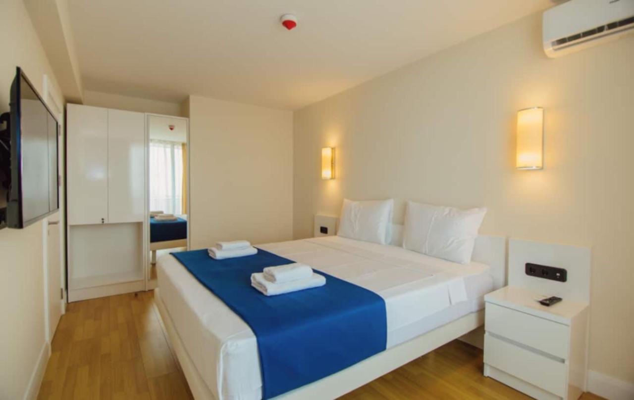 Orbi City Batumi Sea View Aparthotel Exteriör bild
